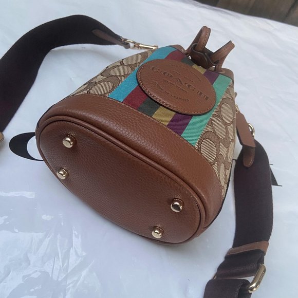 Coach C5639 DEMPSEY DRAWSTRING BUCKET 15 HANDBAG - Picture 4 of 7